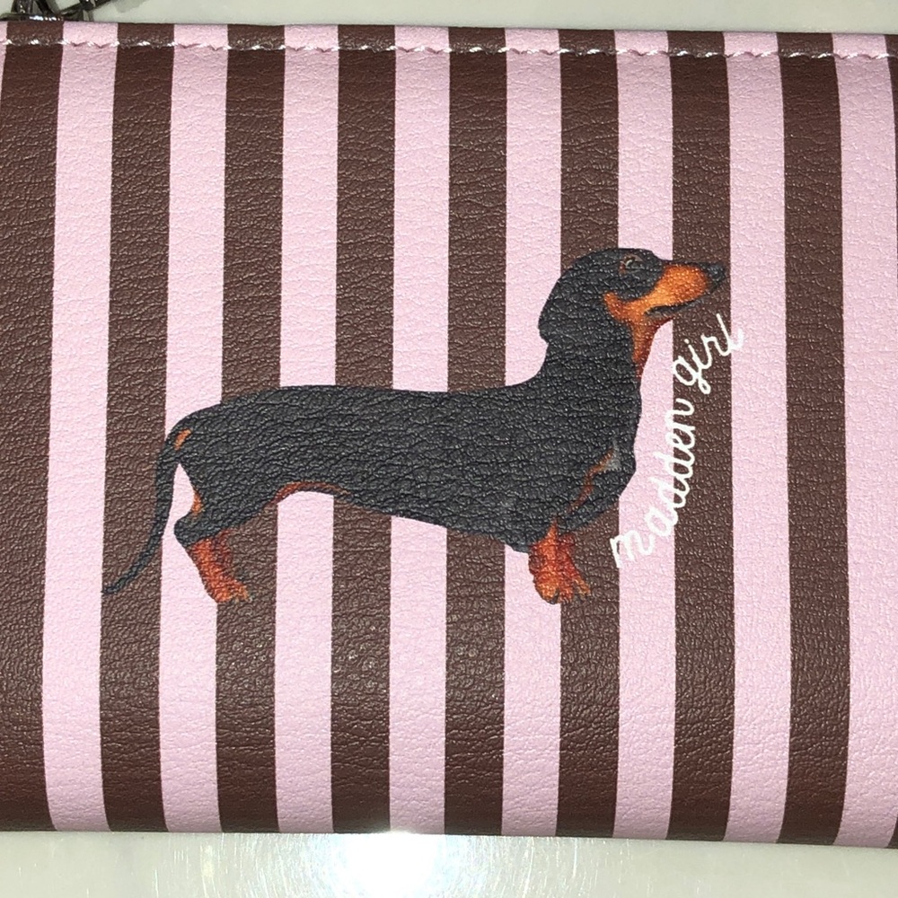 Madden Girl Pink & Brown Striped Bifold Faux Leather Wallet Dachshund Accent NWT - Picture 4 of 16